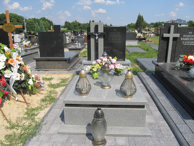 Grób Zbigniew Hrymak