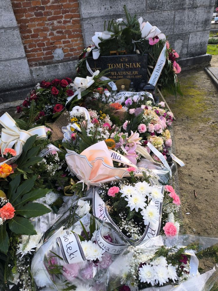 Grób Joanna Tomusiak