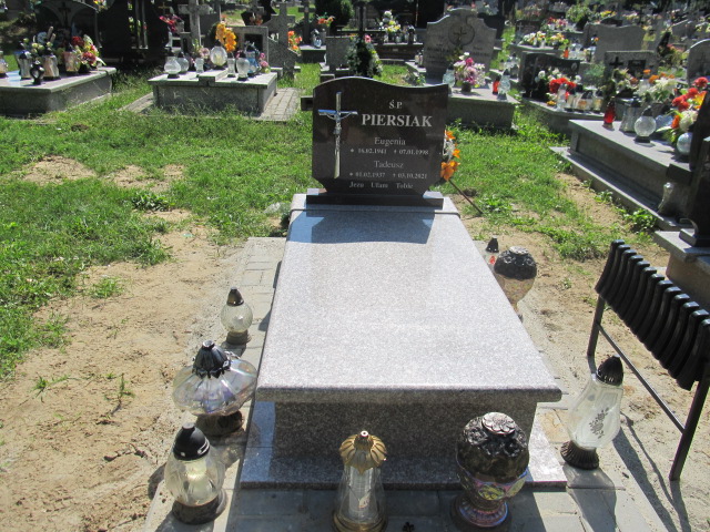 Grób Tadeusz Piersiak
